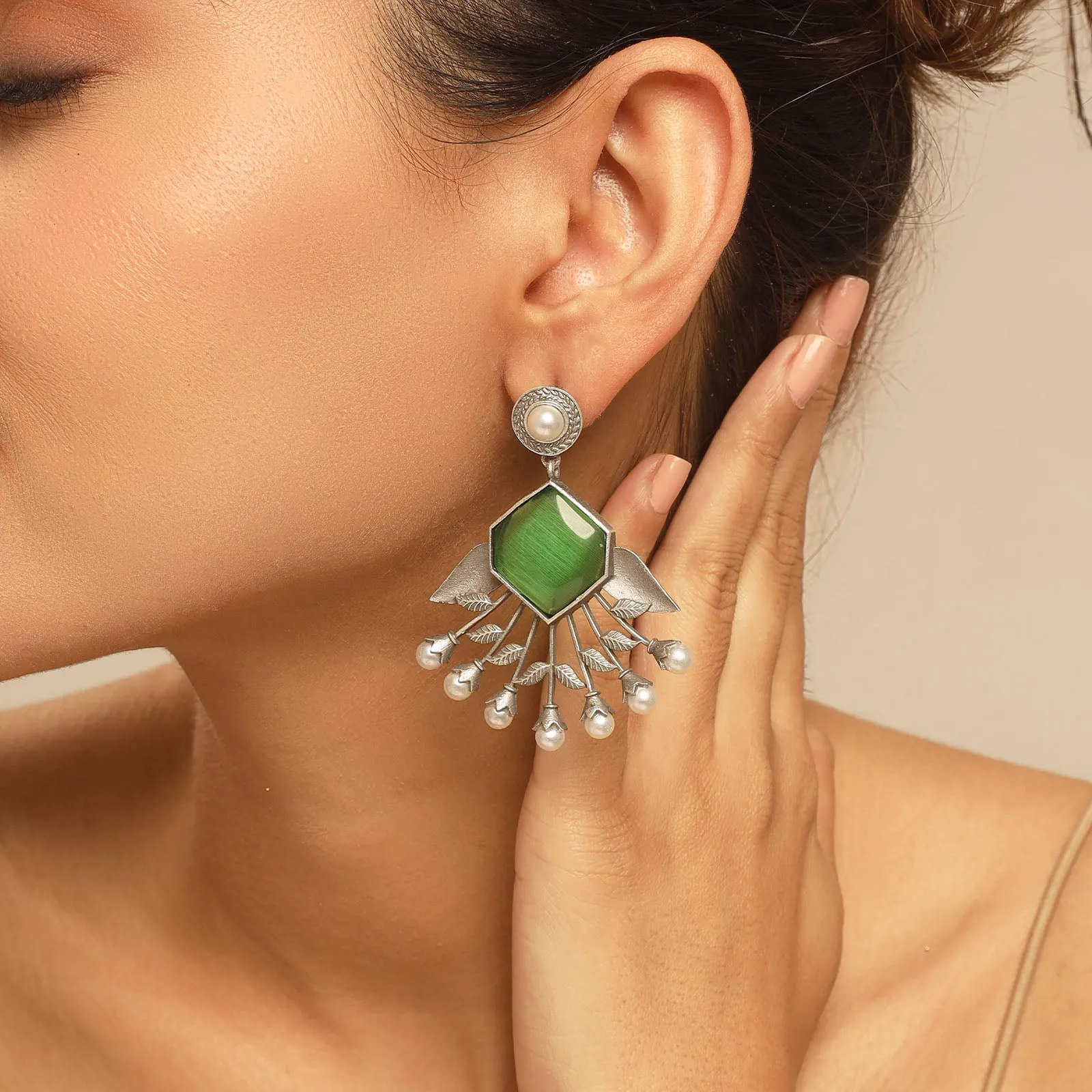 Abhitha Dangler Earring