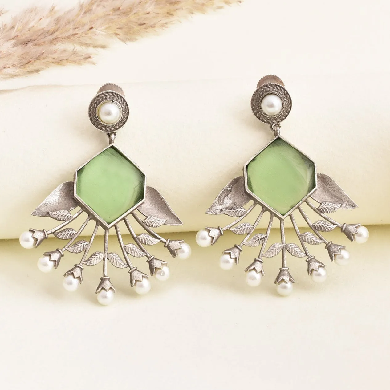 Abhitha Dangler Earring