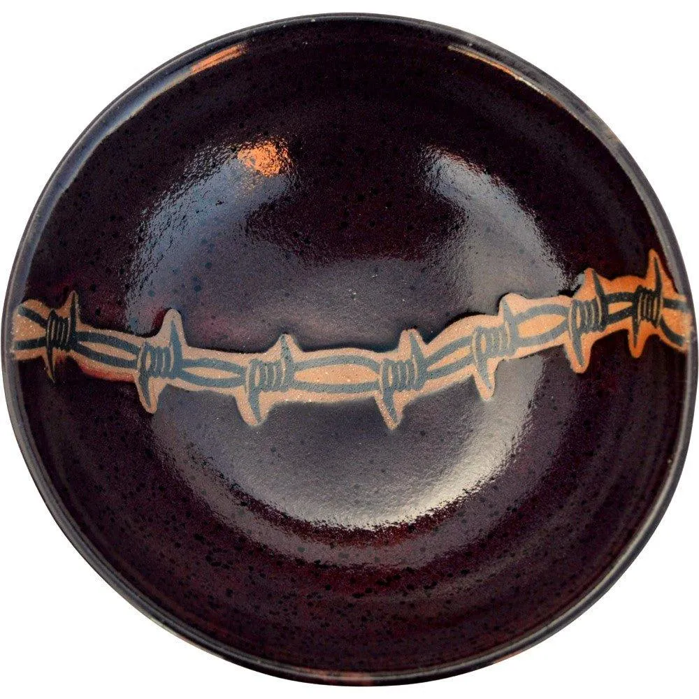 Barbed Wire Western Dinnerware in Red