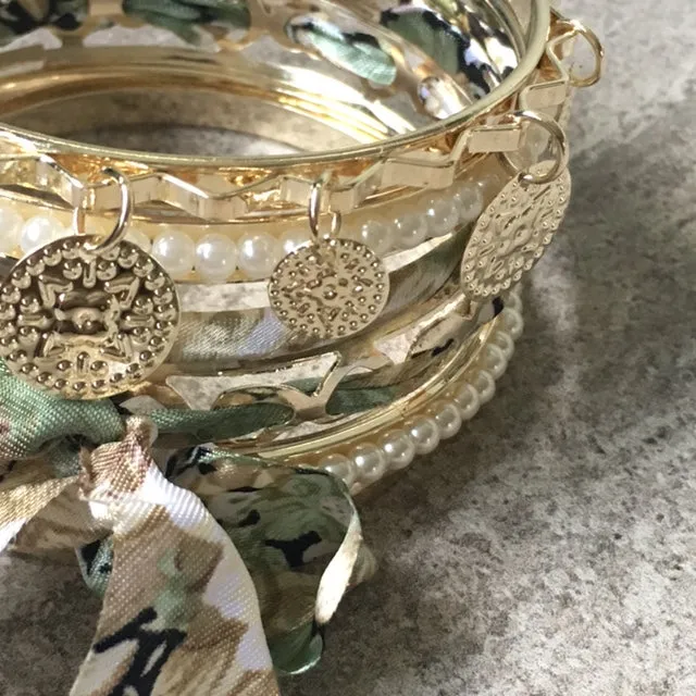 BOHO INSPIRED GOLD PEARL GREEN FLORAL MIXED BANGLE SET