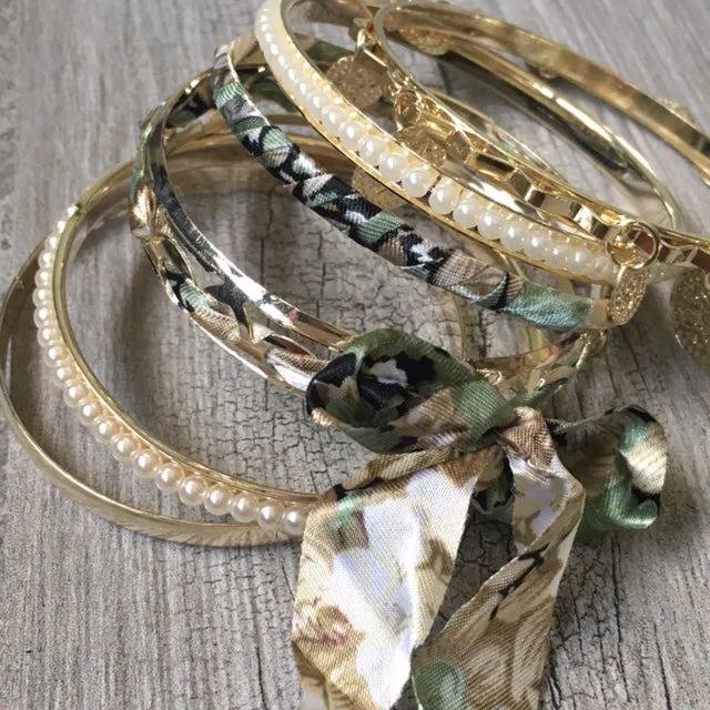 BOHO INSPIRED GOLD PEARL GREEN FLORAL MIXED BANGLE SET