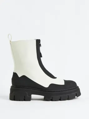 Chunky boots with front zip