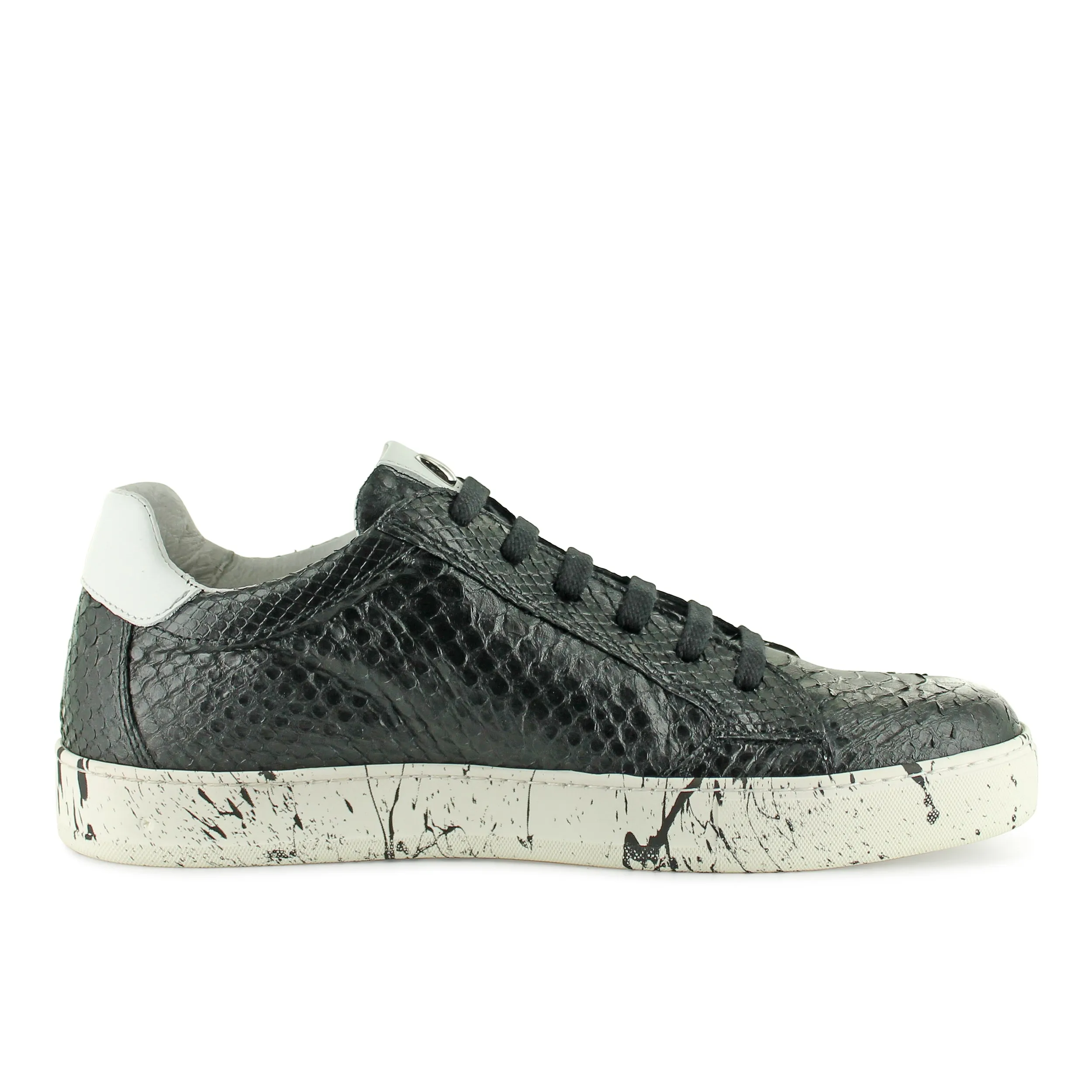 LU32526 - Black Python Splash