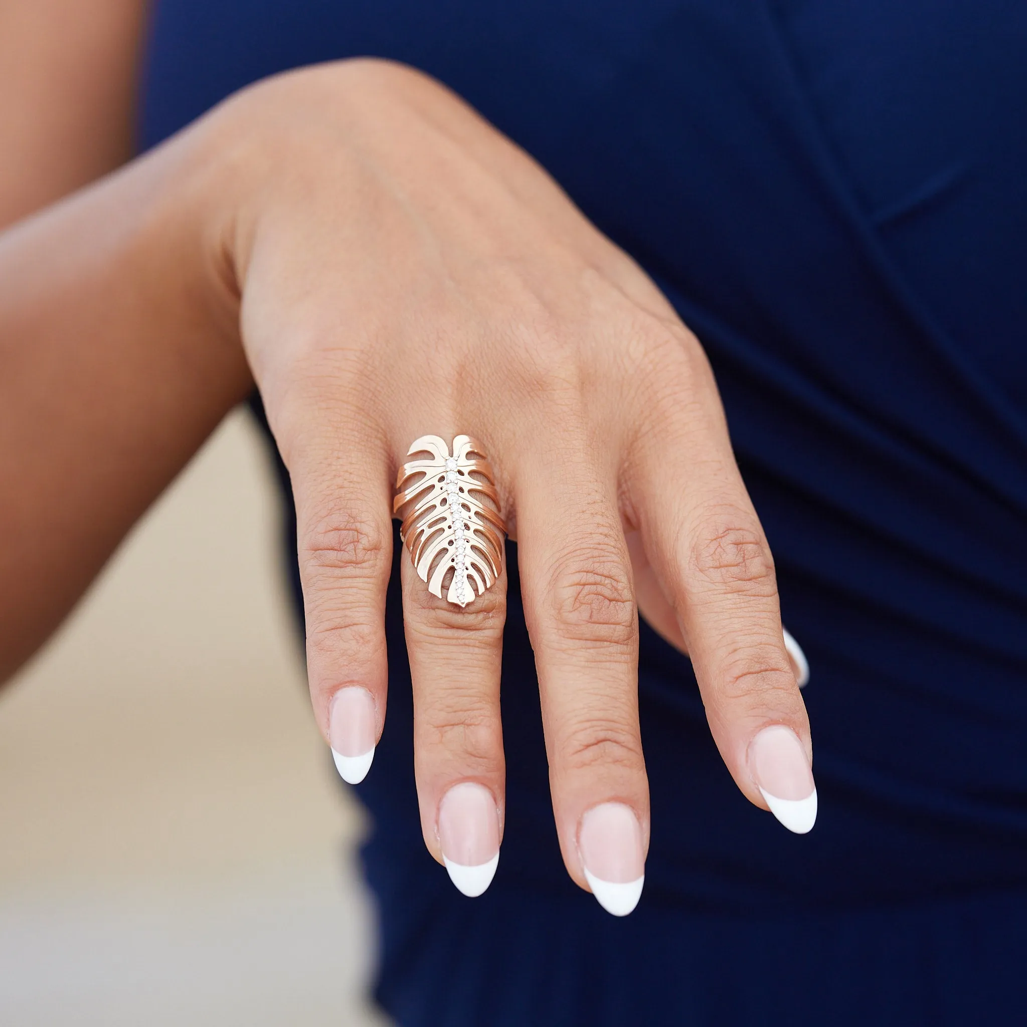 Monstera Ring in Rose Gold with Diamonds - 32mm