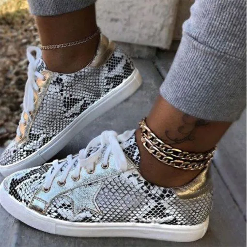 Snakeskin Star Design Lace-Up Sneakers