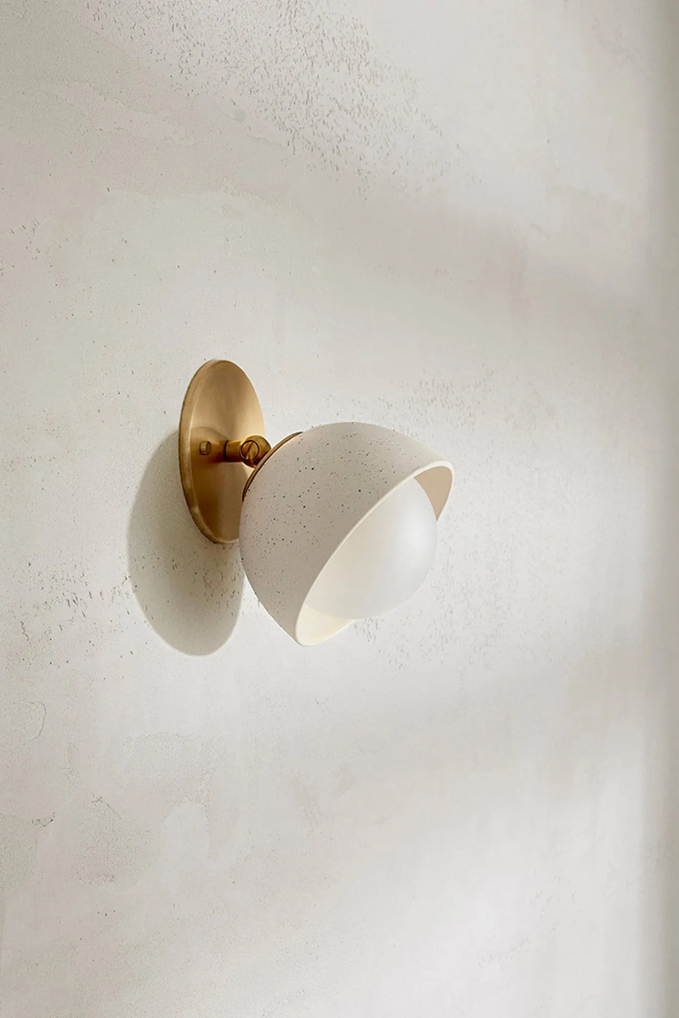 Terra 0 Short Surface Sconce